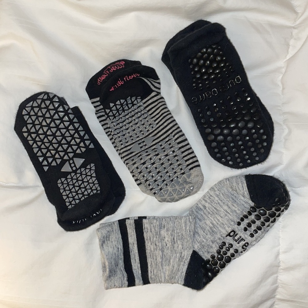 Lot of Four Pair Barre/Pilates Socks - Pure Barre & Tavi Noir